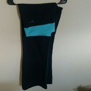 Women's Nike fit dry work out pants